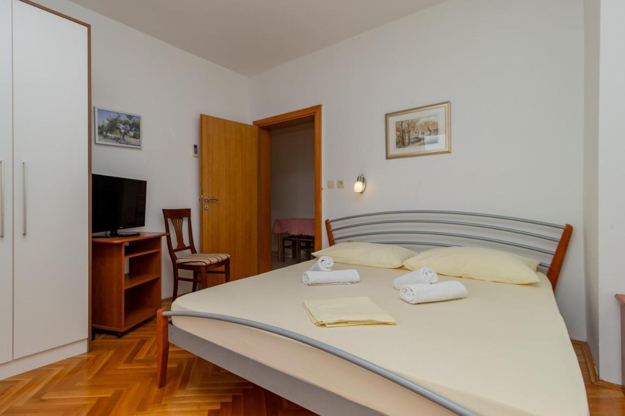 Apartments Villa Jadranka Marusici  المظهر الخارجي الصورة