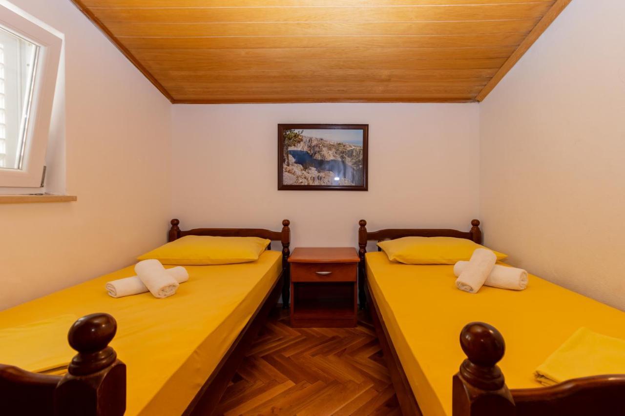 Apartments Villa Jadranka Marusici  المظهر الخارجي الصورة