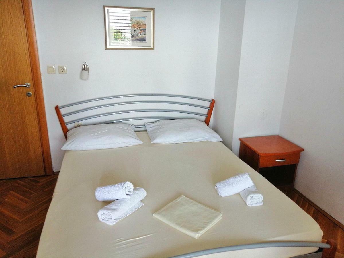 Apartments Villa Jadranka Marusici  المظهر الخارجي الصورة